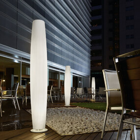 Maxi Outdoor Floor Lamp