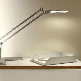 Link Table Lamp